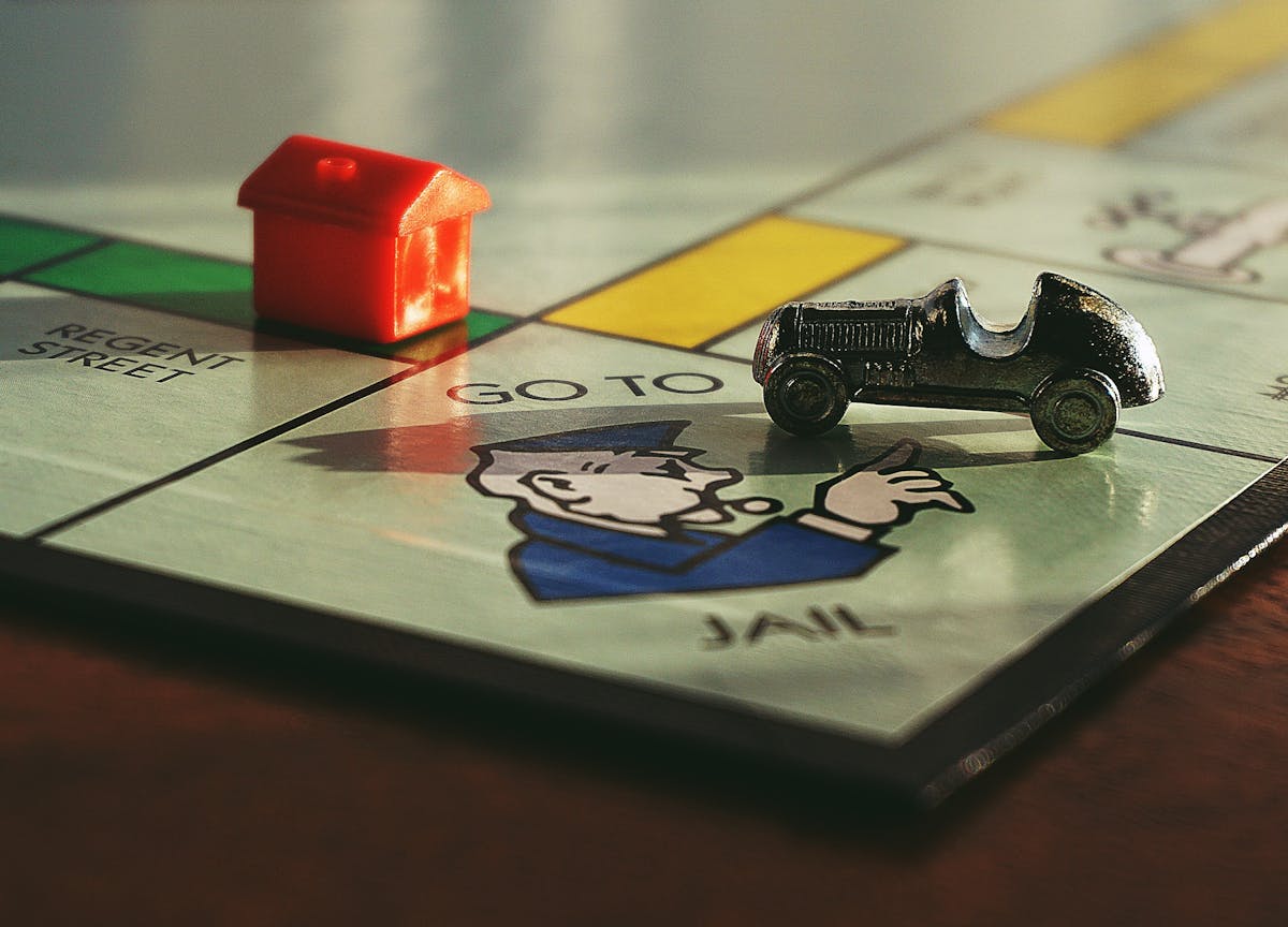 Monopoly compie 90 anni e rivoluziona il gioco in modo inaspettato… Monopoly compie 90 anni e rivoluziona il gioco in modo inaspettato…