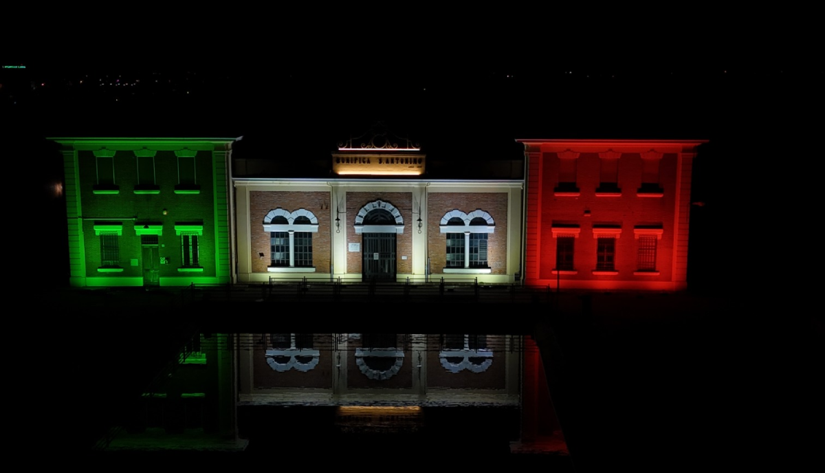 ANBI, il 18 marzo gli impianti idraulici italiani saranno illuminati con il tricolore ANBI, il 18 marzo gli impianti idraulici italiani saranno illuminati con il tricolore