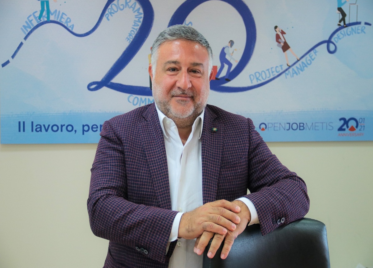 “Insieme per il lavoro”: il nuovo progetto per il territorio di Varese di Assosomm e Comune di Biandronno “Insieme per il lavoro”: il nuovo progetto per il territorio di Varese di Assosomm e Comune di Biandronno