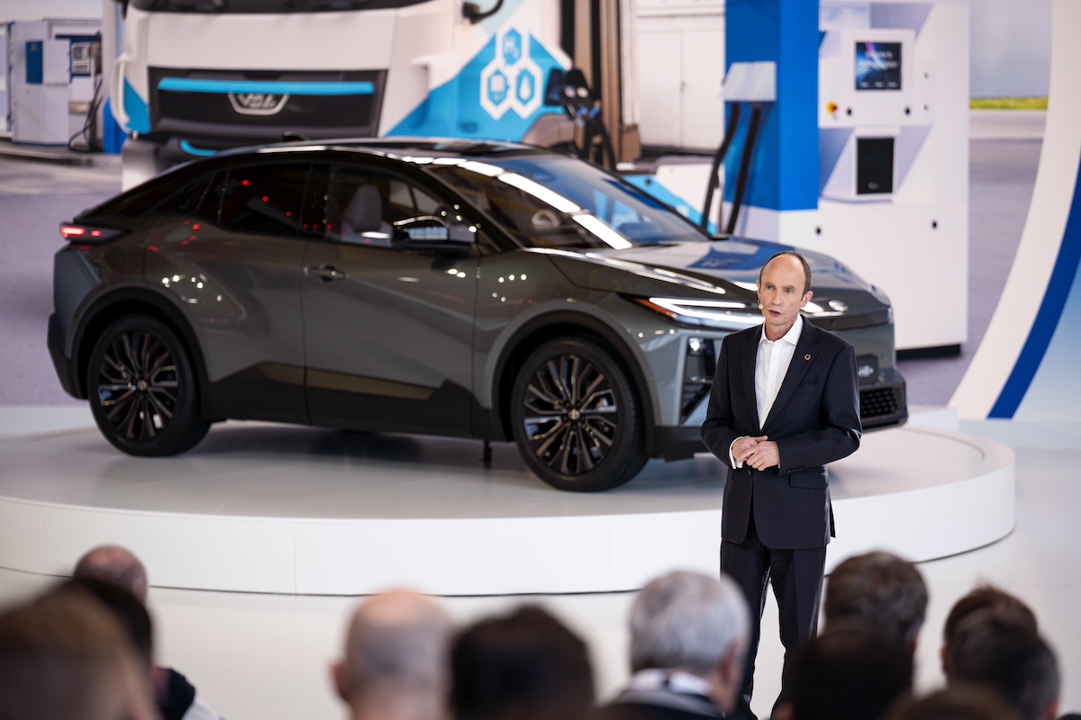 Toyota, innovazione e sostenibilità: nuove tecnologie e stile per la mobilità del futuro Toyota, innovazione e sostenibilità: nuove tecnologie e stile per la mobilità del futuro