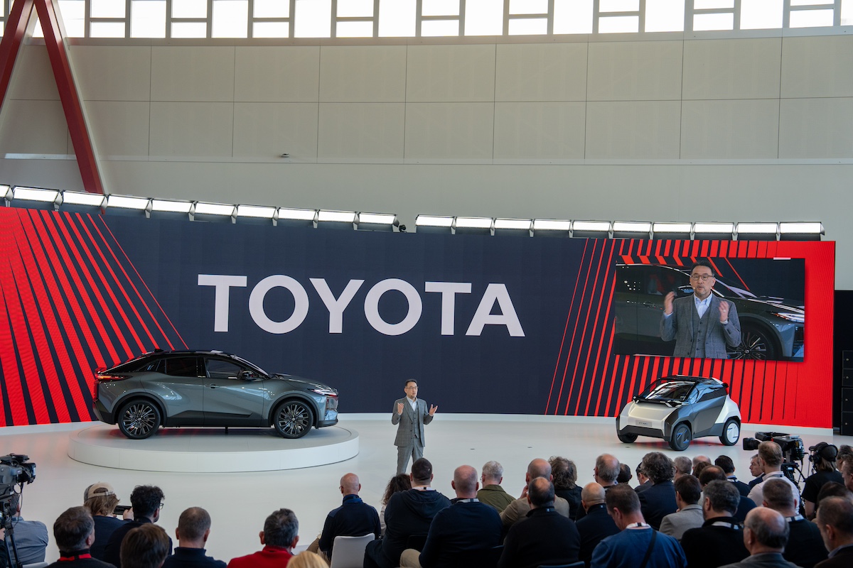 Toyota, innovazione e sostenibilità: nuove tecnologie e stile per la mobilità del futuro Toyota, innovazione e sostenibilità: nuove tecnologie e stile per la mobilità del futuro