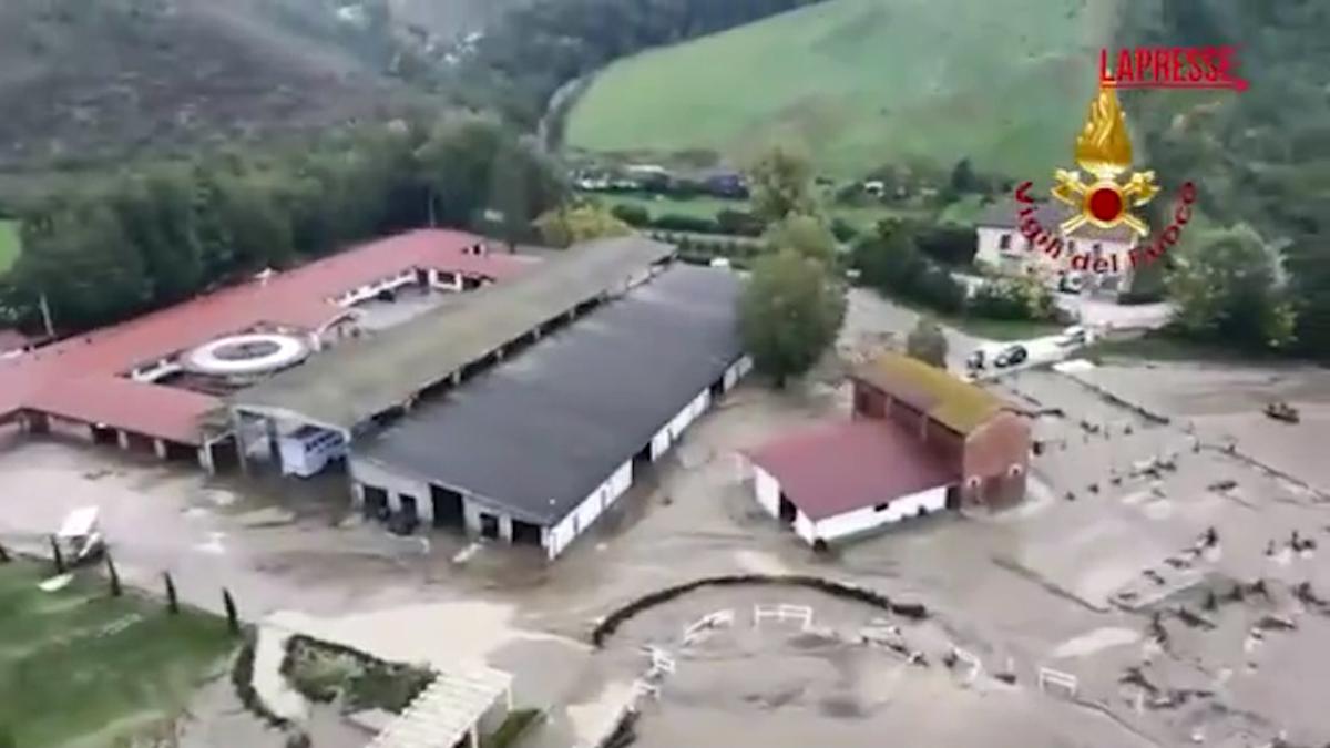 Pioggia, frane e piene dei fiumi: in Emilia Romagna è di nuovo allarme rosso Pioggia, frane e piene dei fiumi: in Emilia Romagna è di nuovo allarme rosso