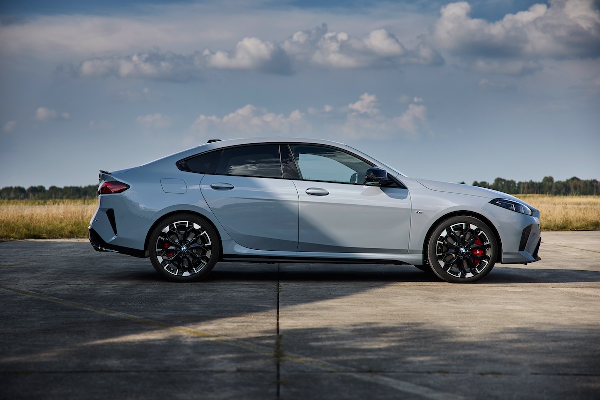 Nuova BMW Serie 2 Gran Coupé 2025: design sportivo, tecnologia avanzata e motori mild hybrid Nuova BMW Serie 2 Gran Coupé 2025: design sportivo, tecnologia avanzata e motori mild hybrid
