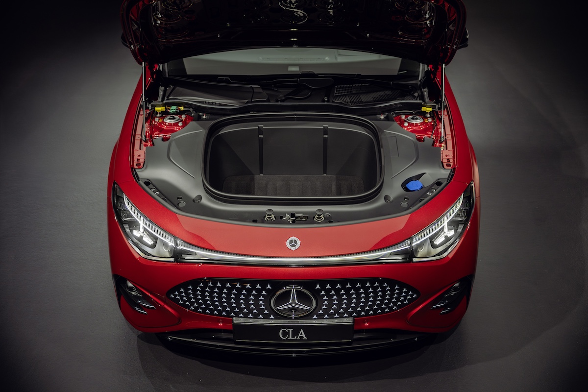 Mercedes-Benz CLA: la nuova generazione tra lusso, tecnologia e sostenibilità Mercedes-Benz CLA: la nuova generazione tra lusso, tecnologia e sostenibilità