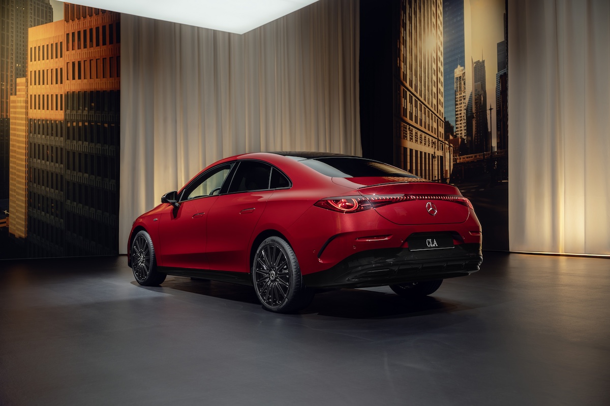 Mercedes-Benz CLA: la nuova generazione tra lusso, tecnologia e sostenibilità Mercedes-Benz CLA: la nuova generazione tra lusso, tecnologia e sostenibilità