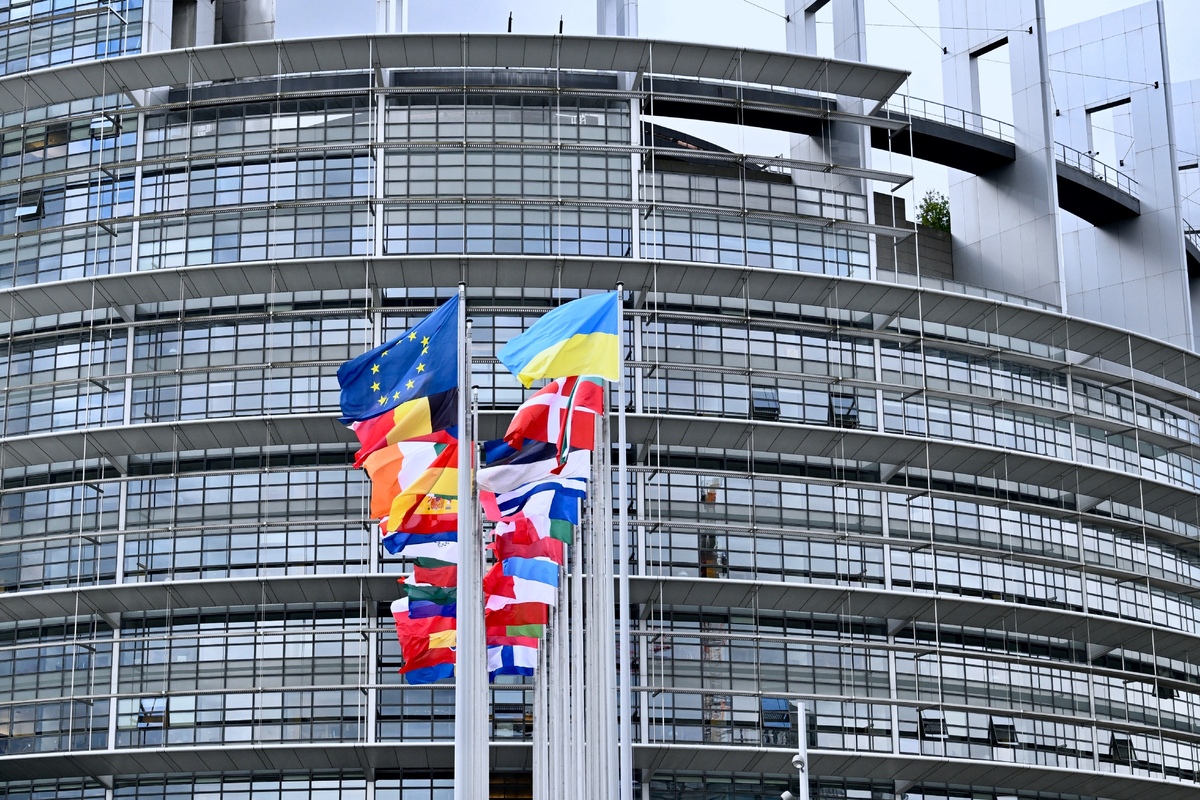 Euro-dollaro: le quotazioni e le ragioni del rialzo nel 2025 Euro-dollaro: le quotazioni e le ragioni del rialzo nel 2025