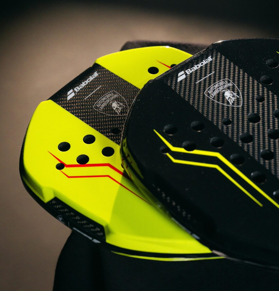 Automobili Lamborghini e Babolat: arriva la nuova racchetta da padel BL002, disponibile da aprile Automobili Lamborghini e Babolat: arriva la nuova racchetta da padel BL002, disponibile da aprile