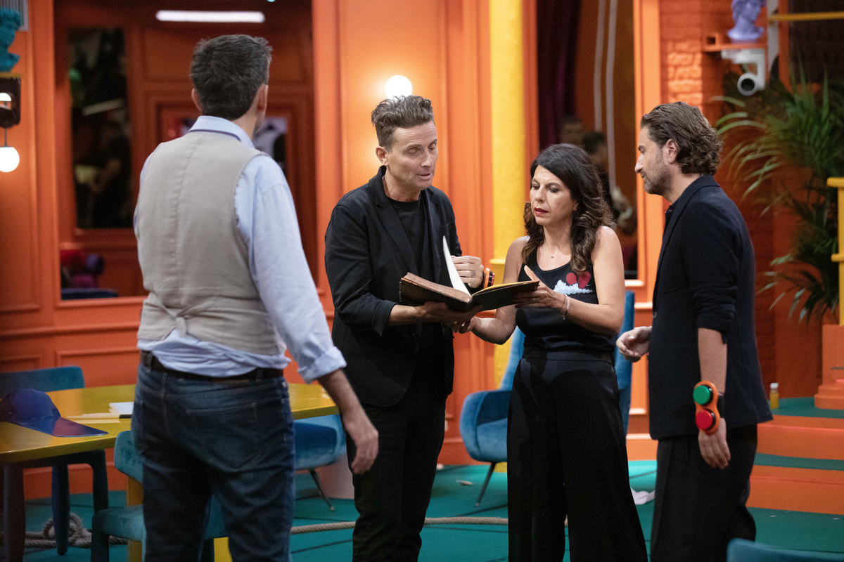 “LOL: Chi ride è fuori”, la quinta stagione in arrivo su Prime Video: ecco le foto del comedy show