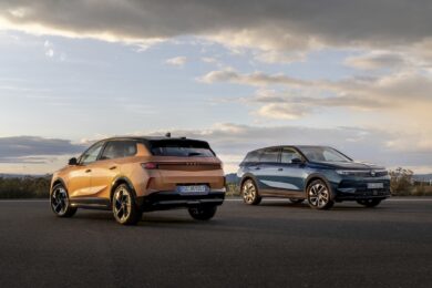 Opel protagonista ai Campionati del Mondo FIS Freestyle 2025: mobilità elettrificata e sport si incontrano in Svizzera