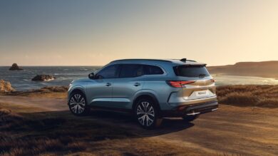 Nuovo Renault Espace 2025, il SUV Full Hybrid E-Tech con autonomia fino a 1.100 km