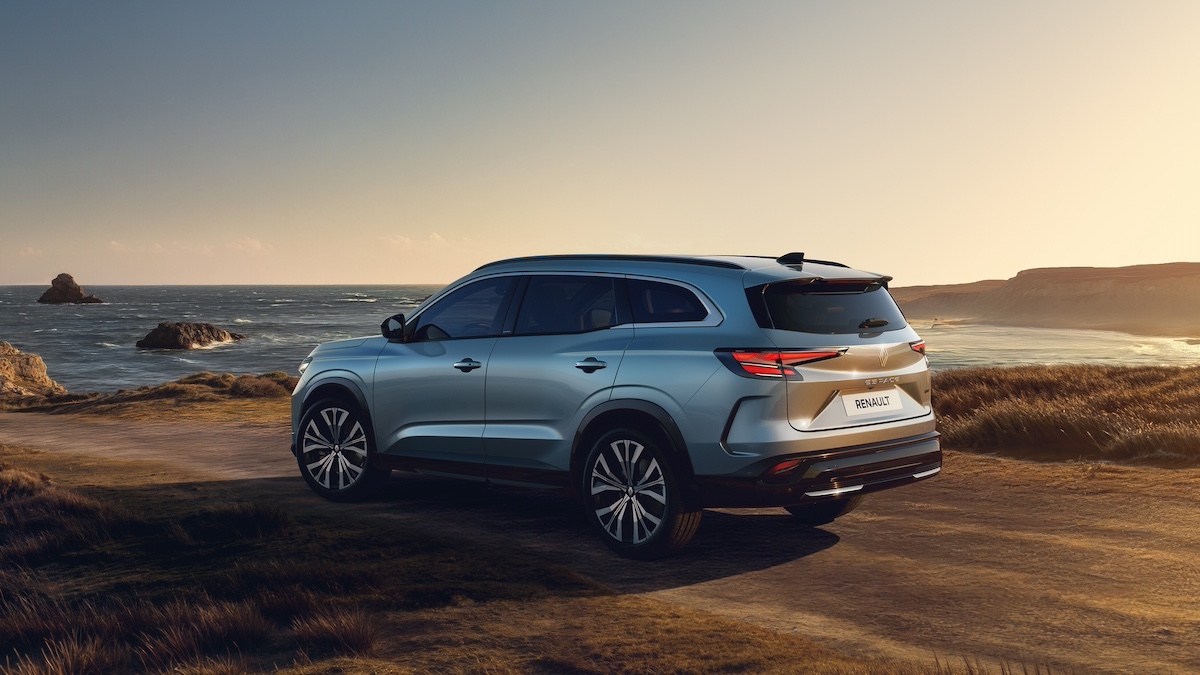 Nuovo Renault Espace 2025, il SUV Full Hybrid E-Tech con autonomia fino a 1.100 km Nuovo Renault Espace 2025, il SUV Full Hybrid E-Tech con autonomia fino a 1.100 km