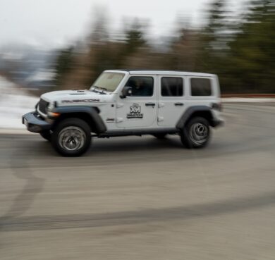 Jeep protagonista al 105xmasters winter tour 2025: avventura, adrenalina e sostenibilità