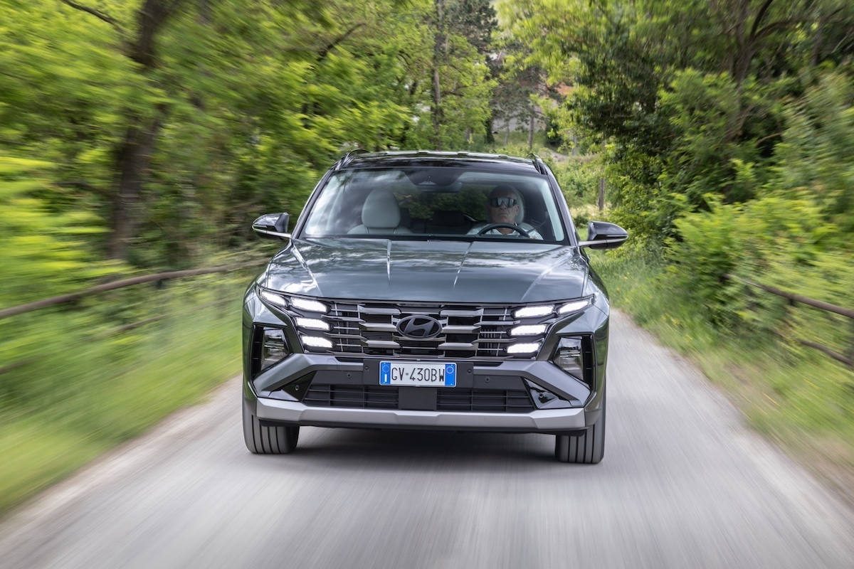 Hyundai nuova Tucson restyling, la tecnologia a bordo diventa protagonista