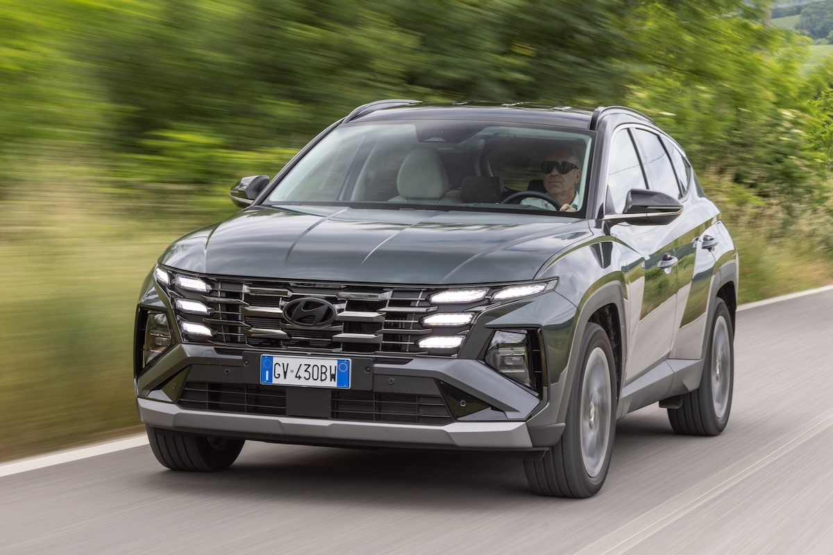 Hyundai nuova Tucson restyling, la tecnologia a bordo diventa protagonista