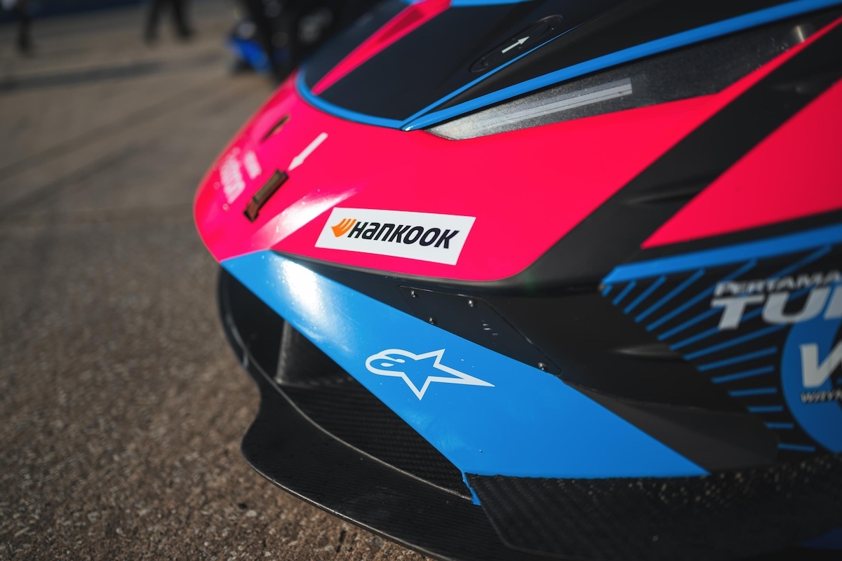Lamborghini Squadra Corse e Alpinestars insieme per la sicurezza e lo stile nel racing