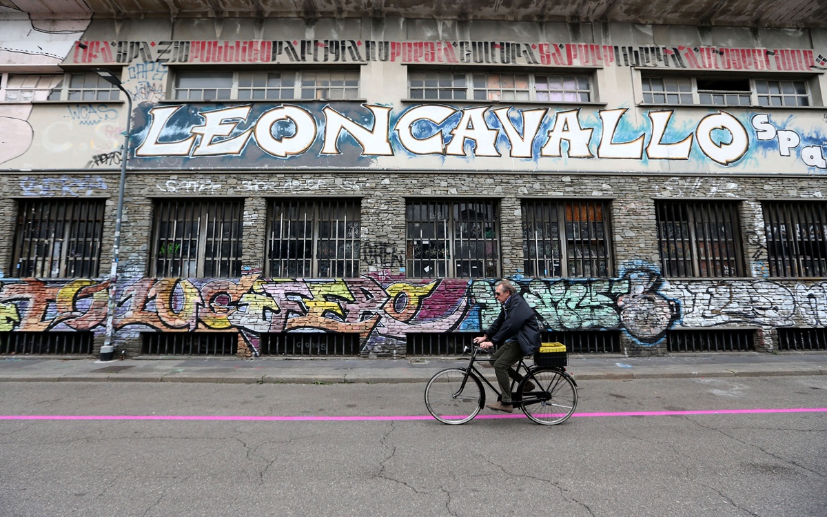 Leoncavallo, l’infinita storia dello sgombero che non avviene mai Leoncavallo, l’infinita storia dello sgombero che non avviene mai