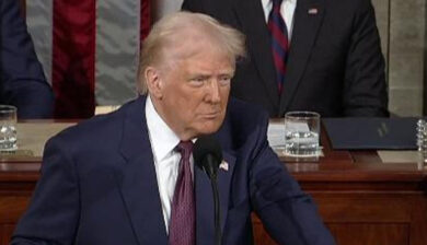 Ucraina, Trump: “Sul tavolo la proprietà della centrale di Zaporizhzhia. Terre rare, presto l’accordo”