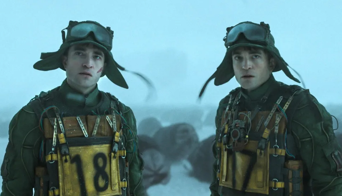 Mickey 17: Il viaggio psichedelico di Robert Pattinson tra cloni, morte e ribellione Mickey 17: Il viaggio psichedelico di Robert Pattinson tra cloni, morte e ribellione