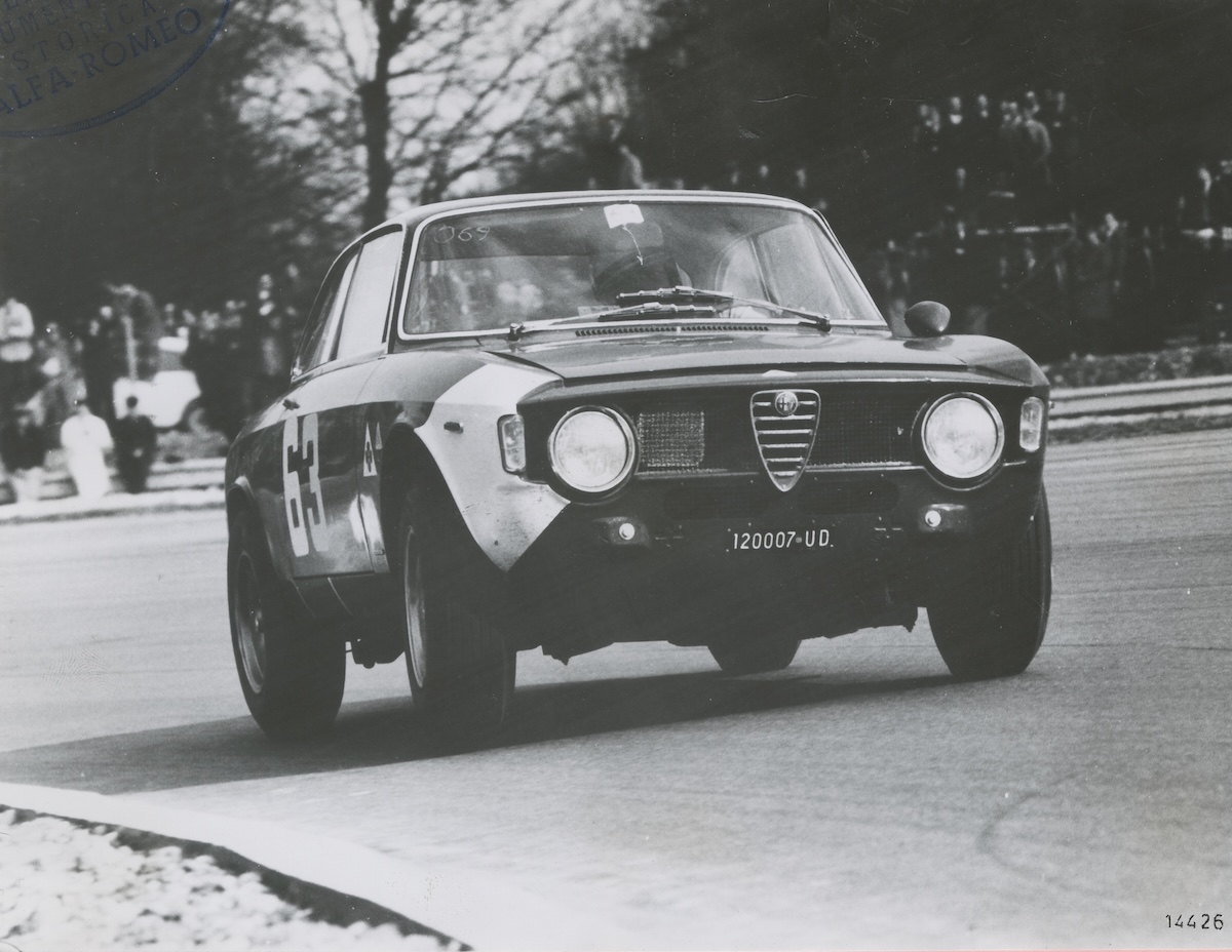 Alfa Romeo GTA vince ai Motor Klassik Awards 2025: il mito italiano torna sul podio Alfa Romeo GTA vince ai Motor Klassik Awards 2025: il mito italiano torna sul podio