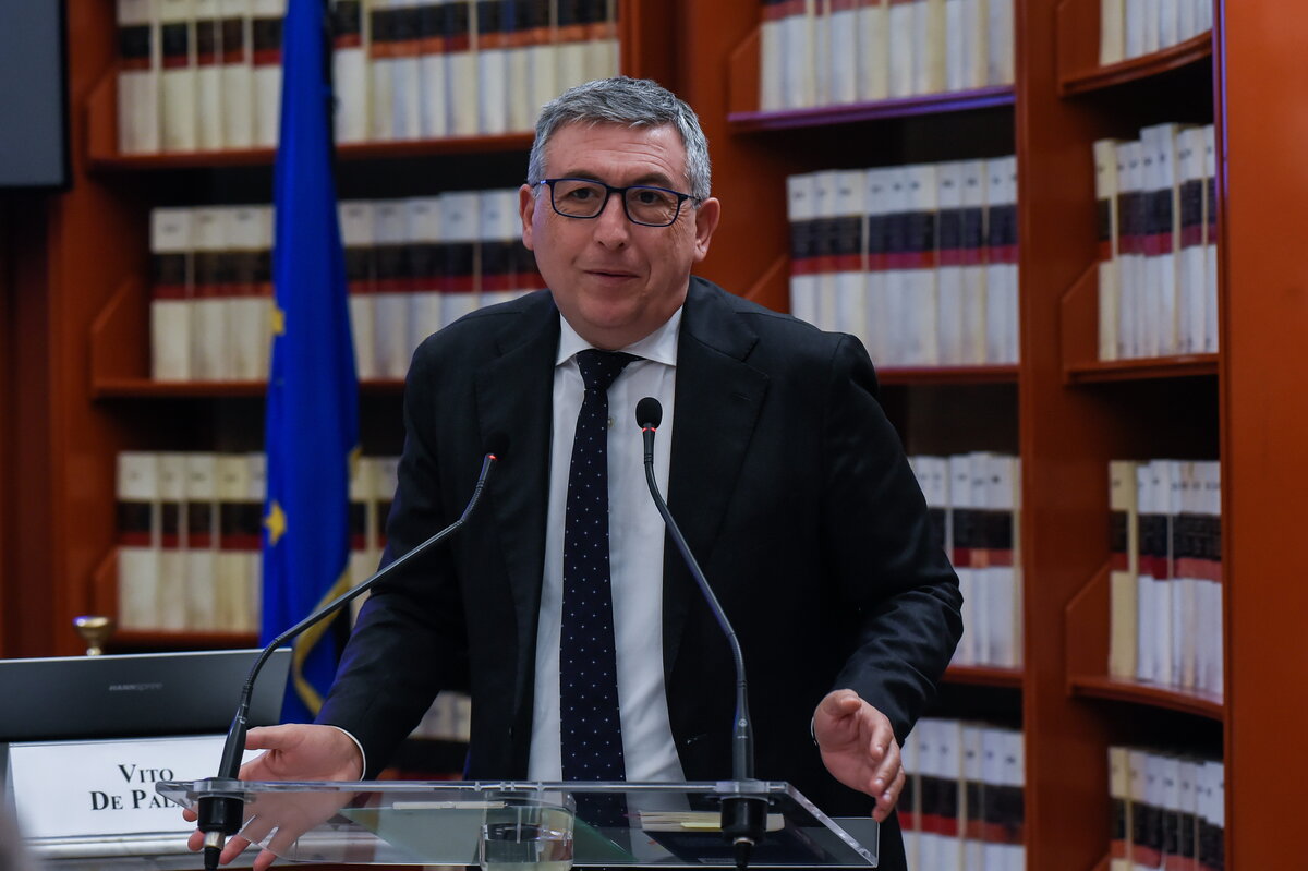 Fisco, Forza Italia accelera: “Entro un mese il decreto per tagliare le tasse dal 35 al 33% fino a 60mila euro” Fisco, Forza Italia accelera: “Entro un mese il decreto per tagliare le tasse dal 35 al 33% fino a 60mila euro”