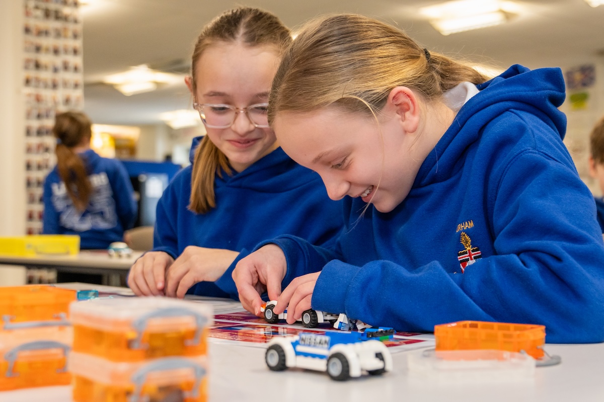 Nissan Skills Foundation compie 10 anni e raddoppia l’impegno nella formazione STEM