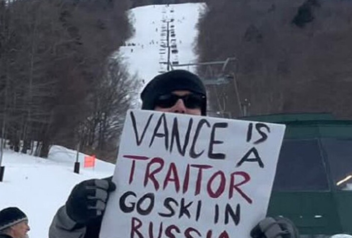 “Sotto il ghiaccio della Groenlandia un tesoro di materie prime. La posta in gioco per gli Usa è il corridoio militare Giuk Gap” “Sotto il ghiaccio della Groenlandia un tesoro di materie prime. La posta in gioco per gli Usa è il corridoio militare Giuk Gap”