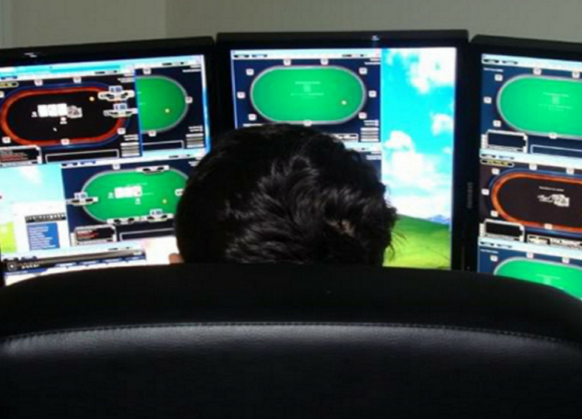 Gioco illegale a Varese, chiusi 50 siti di scommesse illegali Gioco illegale a Varese, chiusi 50 siti di scommesse illegali