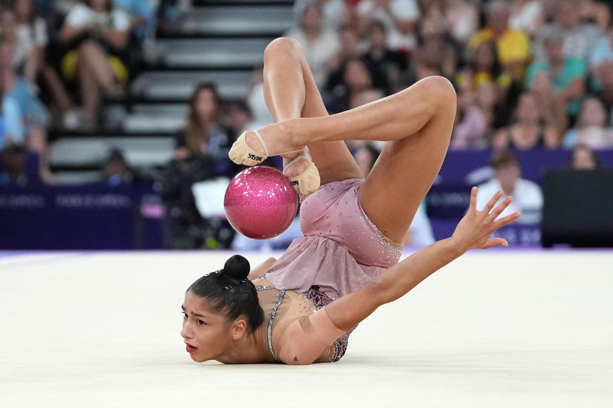 Ritmica, nuove accuse: spunta lo stanzino buio: “Quando Sofia Raffaeli sbagliava l’esercizio…”