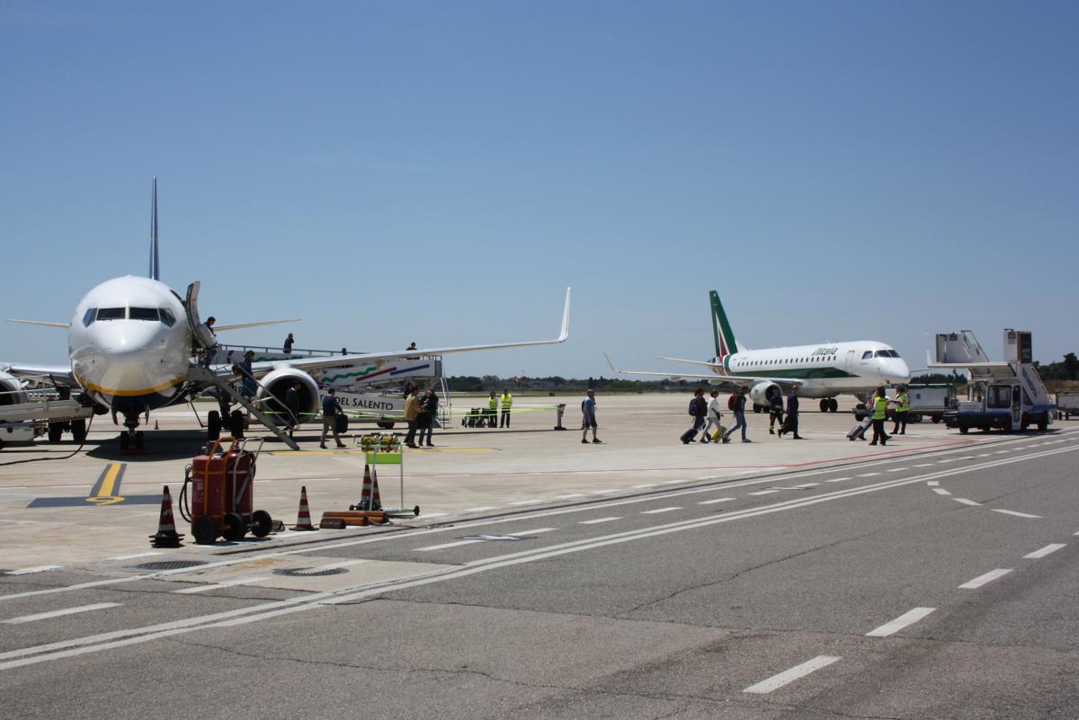 Taffico aereo, numeri record a marzo per Aeroporti di Puglia Taffico aereo, numeri record a marzo per Aeroporti di Puglia