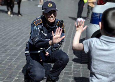 Bimbo russo di 7 anni si perde in piazza San Pietro, ritrovato dai Vigili urbani
