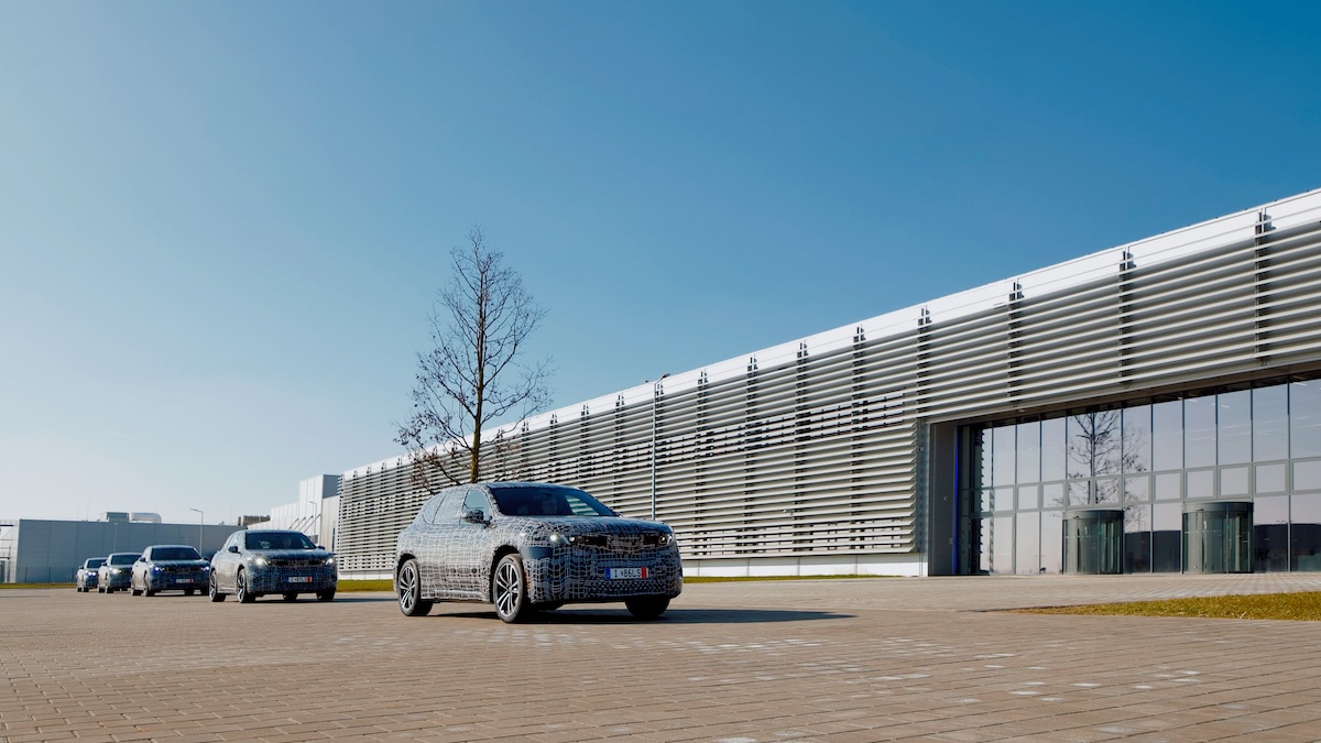 BMW accelera a Debrecen: pronto il nuovo stabilimento per la Neue Klasse e la BMW iX3 elettrica