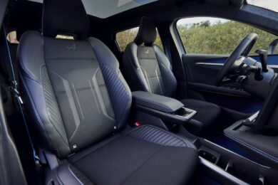 Renault Scenic E-Tech electric, tecnologie smart per un’esperienza di guida digitale e connessa