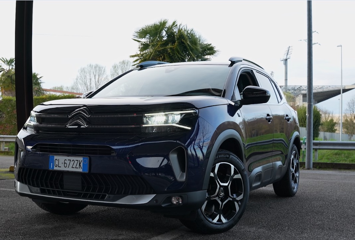 Citroën C5 Aircross Hybrid protagonista a Padova nella nuova puntata di Urban Green su Rai Due Citroën C5 Aircross Hybrid protagonista a Padova nella nuova puntata di Urban Green su Rai Due