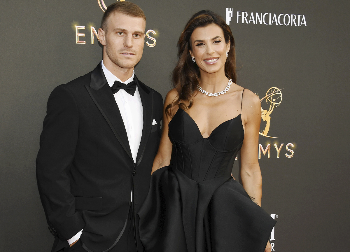 Elisabetta Canalis, storia finita con Cimpeanu? Di mezzo ci sarebbe un’altra donna Elisabetta Canalis, storia finita con Cimpeanu? Di mezzo ci sarebbe un’altra donna