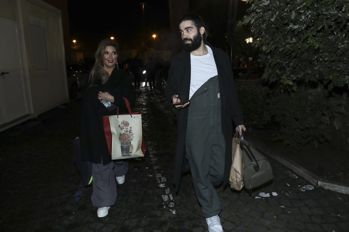 Selvaggia Lucarelli si sposa con Lorenzo Biagiarelli: l’annuncio della giornalista da Cattelan Selvaggia Lucarelli si sposa con Lorenzo Biagiarelli: l’annuncio della giornalista da Cattelan