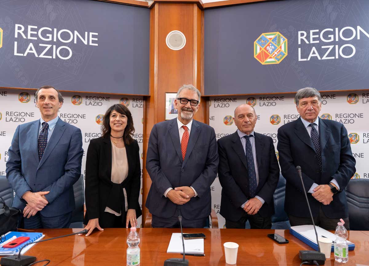 Confapi e Unindustria, la santa alleanza. Le imprese firmano il patto per l’economia del Lazio Confapi e Unindustria, la santa alleanza. Le imprese firmano il patto per l’economia del Lazio