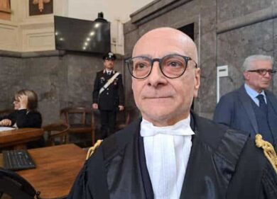 L’Anm dà il via libera alla partecipazione dei magistrati a comizi ed eventi dei partiti politici. La svolta