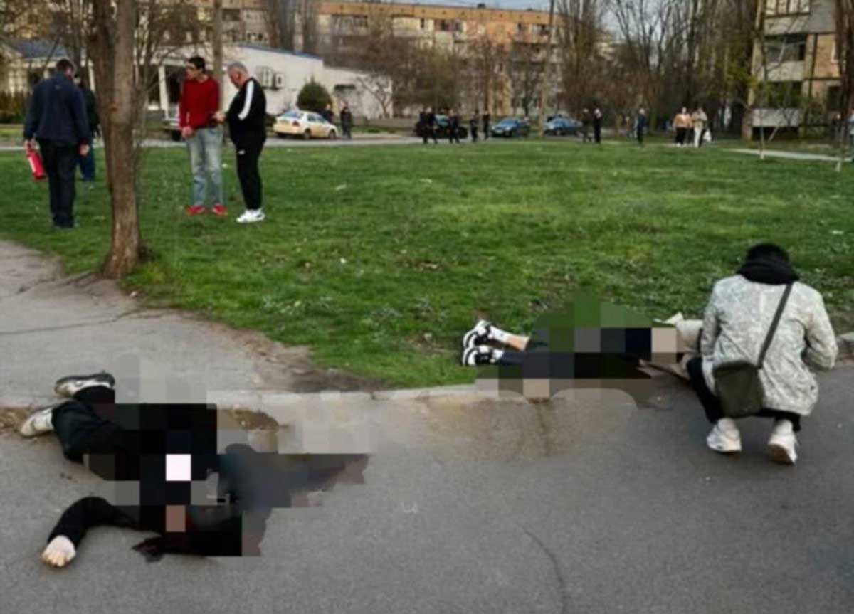 Ucraina, strage di bambini nella città di Zelensky: 9 cadaveri al parco giochi, 18 le vittime