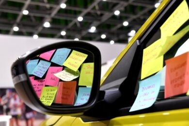 Fiat Grande Panda corre verso la felicità alla Wizz Air Milano Marathon 2025