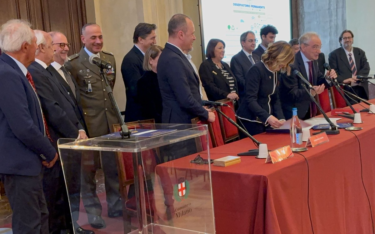 Protocollo d’intesa tra Lions e Osservatorio Metropolitano di Milano Protocollo d’intesa tra Lions e Osservatorio Metropolitano di Milano