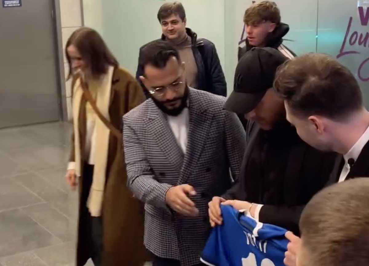 Francesco Totti a Mosca: in Russia ha vinto una “scommessa” da 1 milione di euro. Ma è mistero sul bonifico