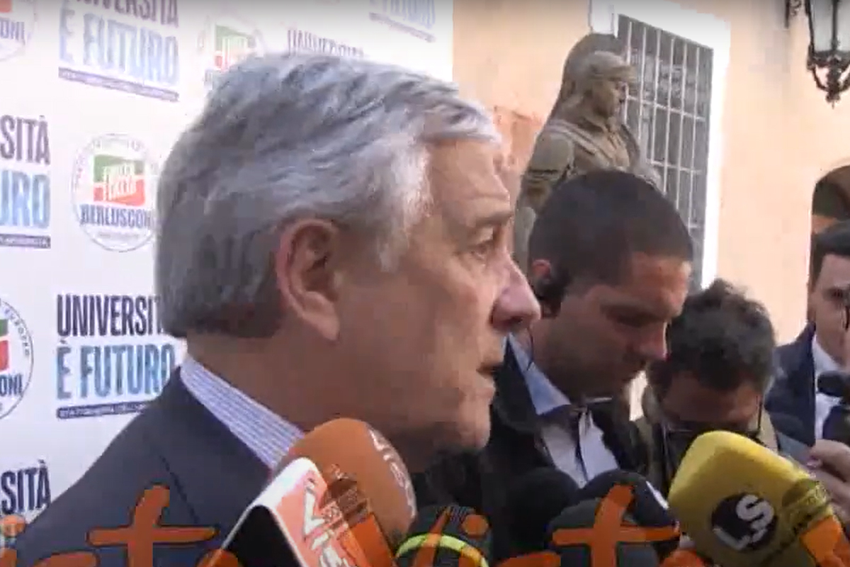 Dazi, Tajani pacifista: “No ad azioni dure, evitiamo un’escalation della guerra commerciale” Dazi, Tajani pacifista: “No ad azioni dure, evitiamo un’escalation della guerra commerciale”