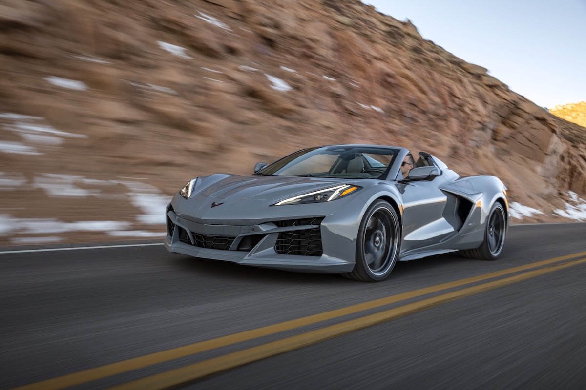 Corvette E-Ray debutta in Italia: la supercar elettrificata a trazione integrale