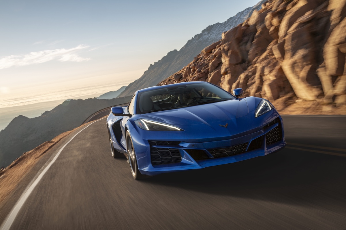 Corvette E-Ray debutta in Italia: la supercar elettrificata a trazione integrale