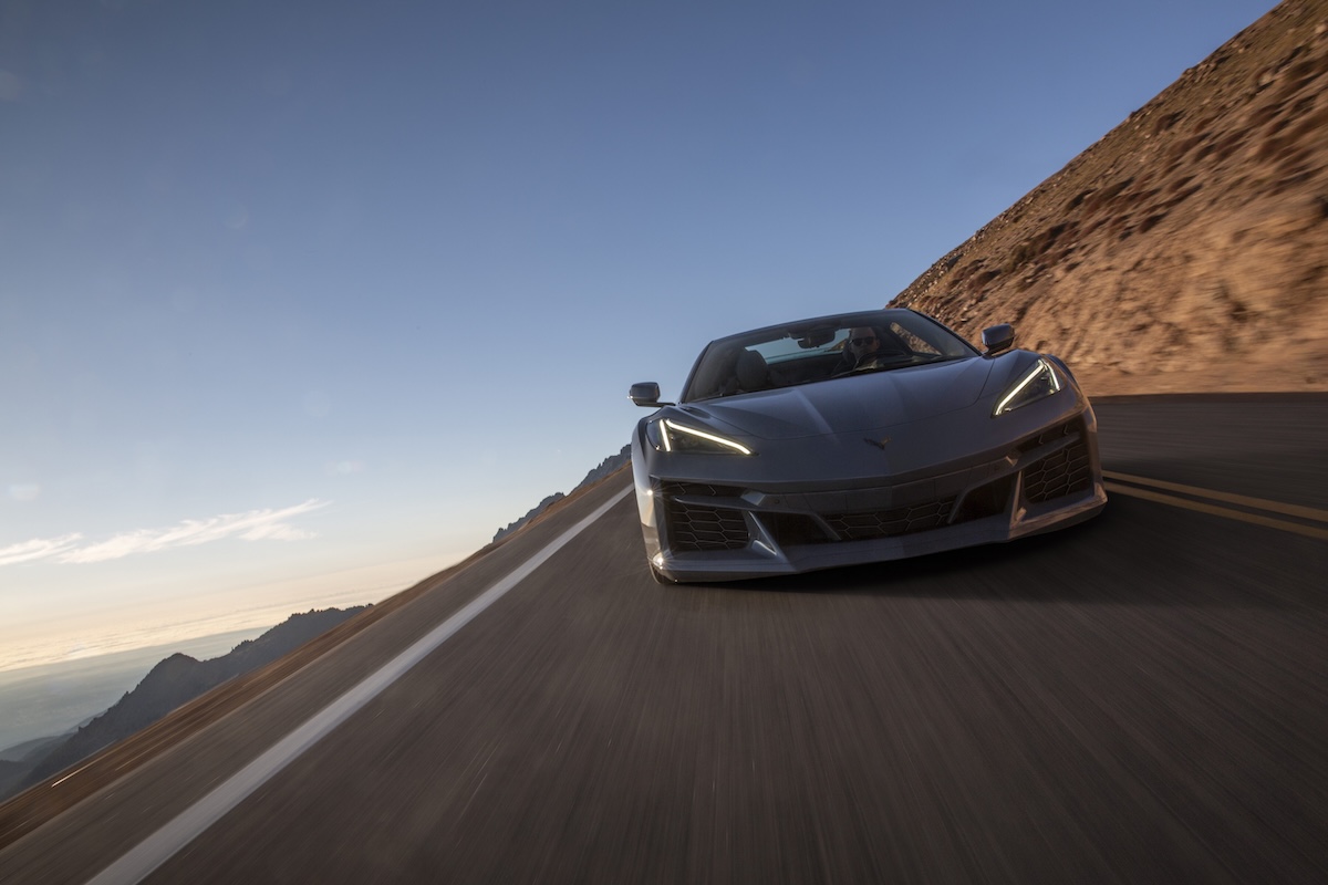Corvette E-Ray debutta in Italia: la supercar elettrificata a trazione integrale