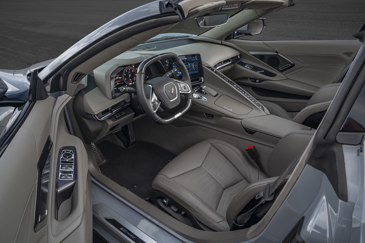Corvette E-Ray debutta in Italia: la supercar elettrificata a trazione integrale