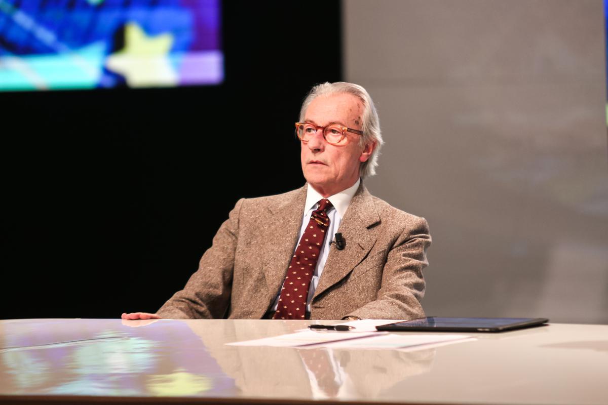 Vittorio Feltri, le frasi celebri del giornalista, dai migranti, ai gay Vittorio Feltri, le frasi celebri del giornalista, dai migranti, ai gay