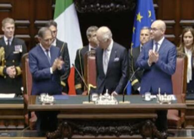 Re Carlo III a deputati e senatori, l’invito all’unità: “Siamo il quinto Paese per investimenti in Italia”