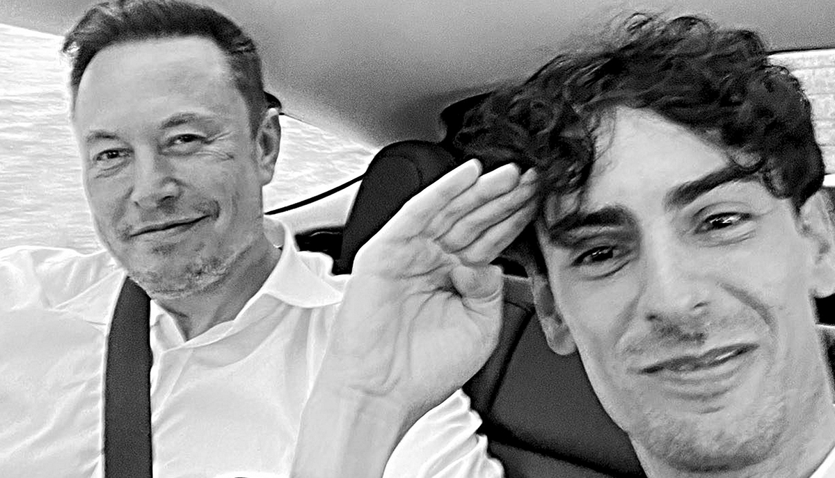 Tesla, auto in fiamme e Andrea Stroppa nel mirino: l’uomo di Musk in Italia minacciato di morte finisce sotto scorta Tesla, auto in fiamme e Andrea Stroppa nel mirino: l’uomo di Musk in Italia minacciato di morte finisce sotto scorta