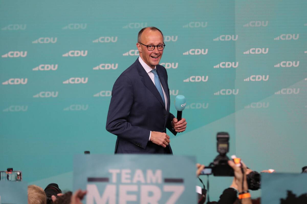 Germania, c’è l’intesa: accordo Cdu-Csu e Spd per governare. Afd primo partito: è la prima volta nella storia Germania, c’è l’intesa: accordo Cdu-Csu e Spd per governare. Afd primo partito: è la prima volta nella storia